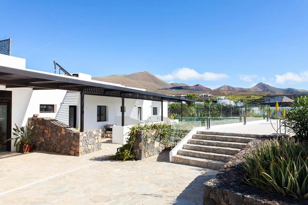 Las Breñas Mana Ecoretreat לינה וארוחת בוקר