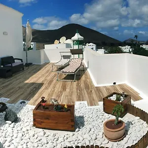 Bed & Breakfast Timanfaya